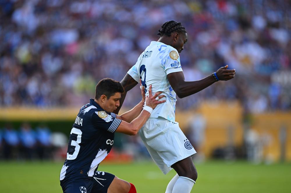 斯基拉：尤文未谈妥麦肯尼续约，两家意甲俱乐部已与球员接触